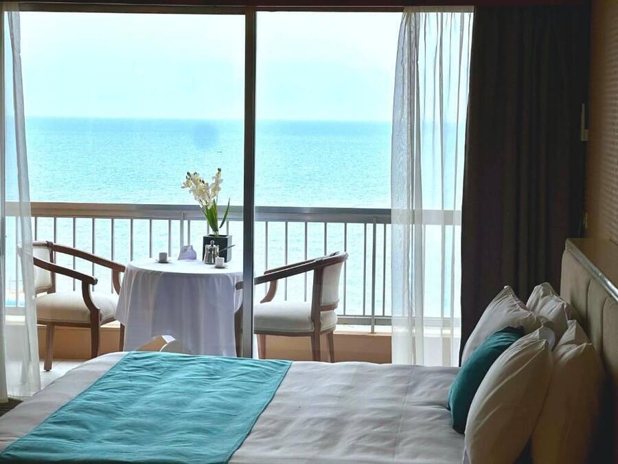 Minibar, in-room safe, desk, blackout curtains