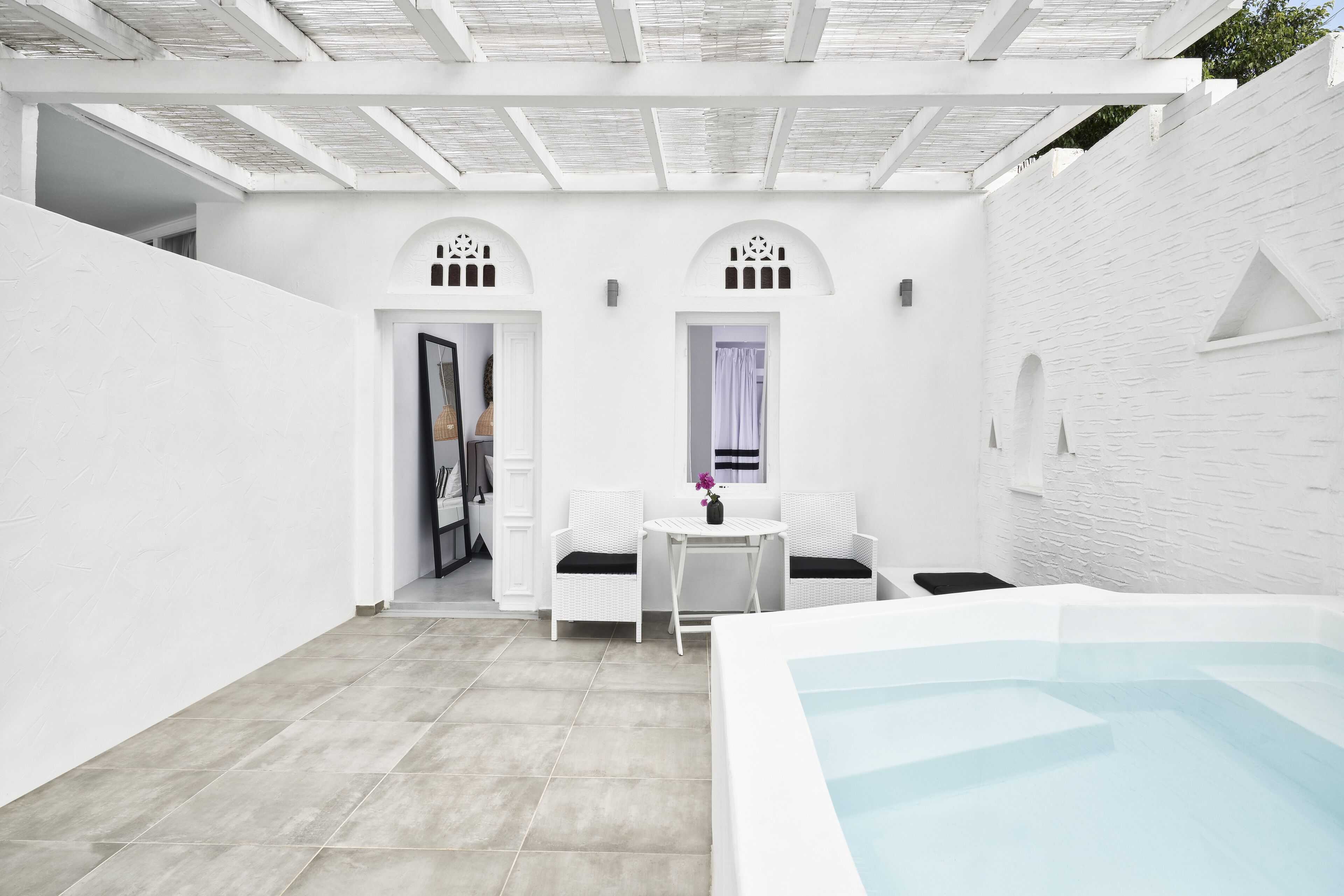 Deluxe Suite with Garden View and Outdoor Jet Tub | Boblebad