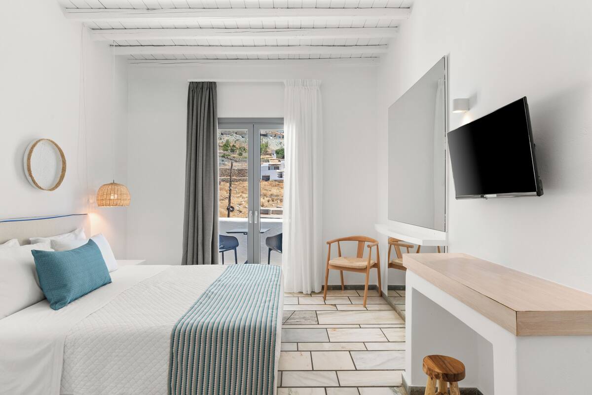 Cozy Room with Courtyard View | View from room