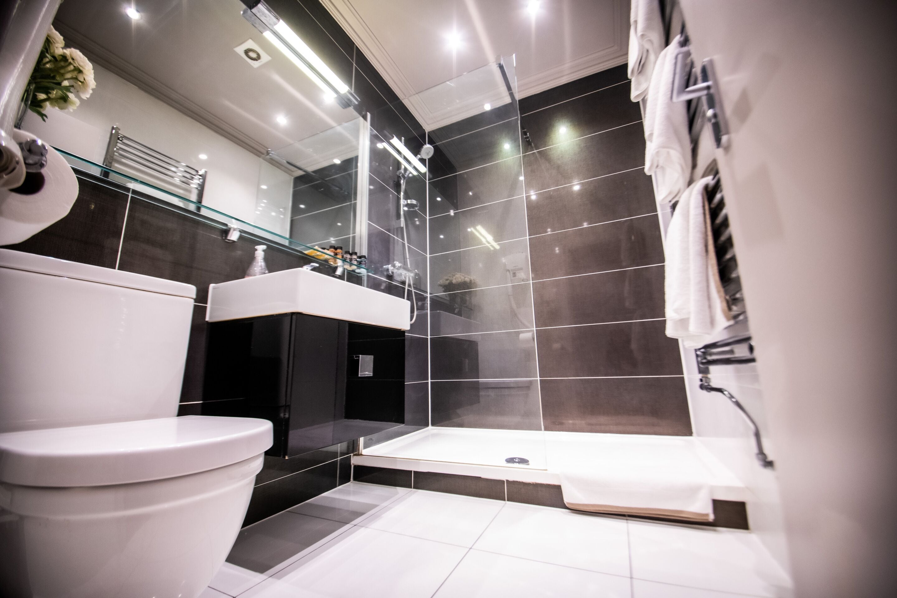 Photo - Vancouver Hotel & Studios