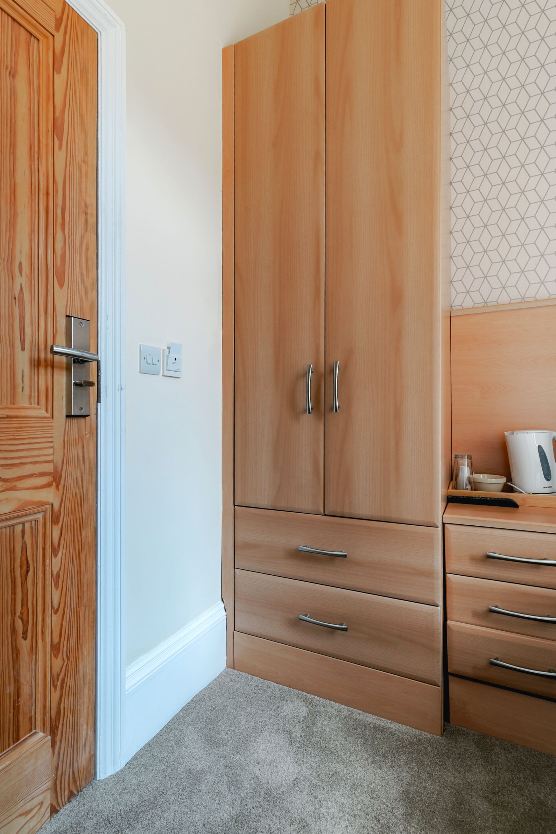 Single Room, Ensuite | Desk, iron/ironing board, free WiFi, bed sheets