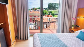 Standaard kamer, 1 eenpersoonsbed, niet-roken | Luxe beddengoed, donzen dekbedden, een minibar, een kluis op de kamer