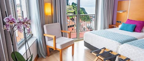 Premium bedding, down duvets, minibar, in-room safe