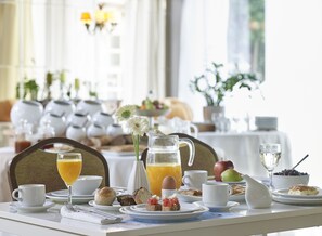 Breakfast buffet - Amarilia Hotel (Vari-Voula-Vouliagmeni)