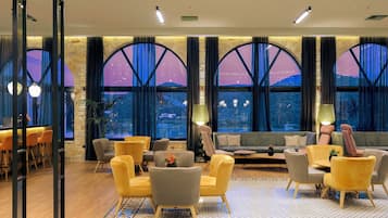 Sala de estar en el lobby