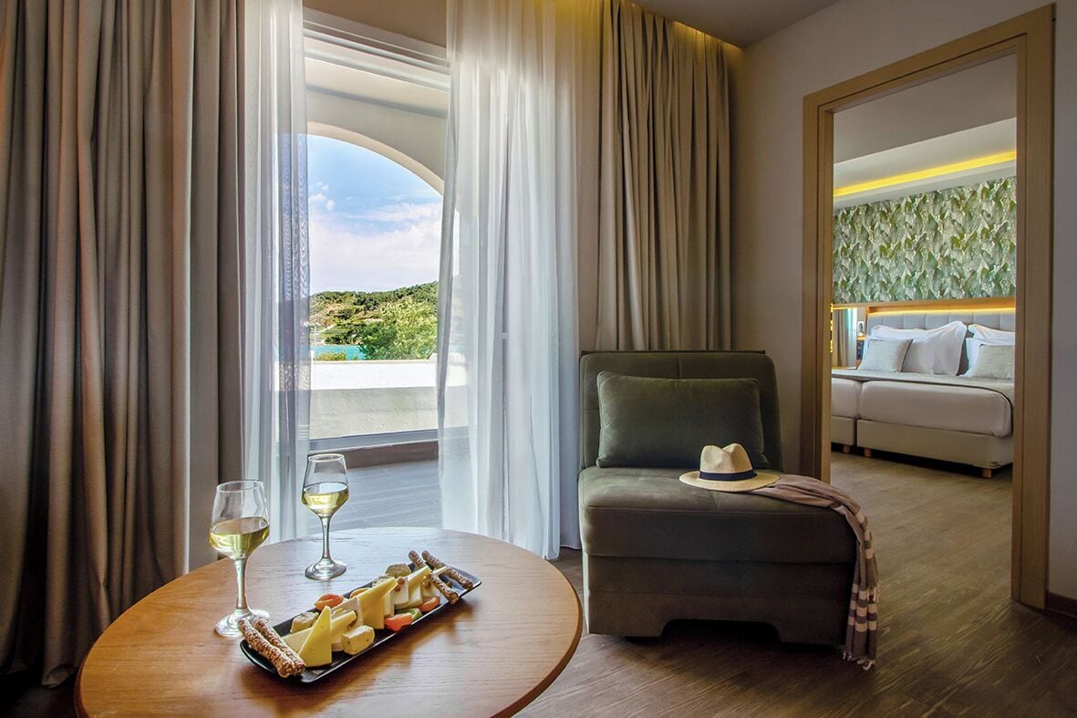 villa ariadni | living area | lcd tv