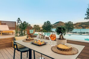 Executive Bungalow Private Pool Sea Front | Terrace/patio