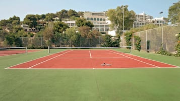 Tennis court