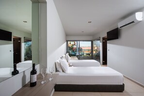 Chambre triple | Coffre-fort, systĂšme dâinsonorisation, accĂšs au Wi-Fi (inclus)