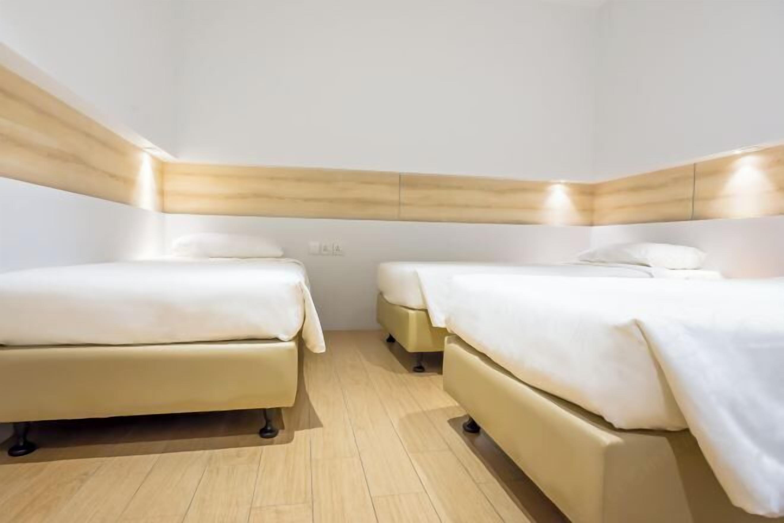 Caja de seguridad en la habitación, wifi gratis y ropa de cama 