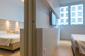 Deluxe Room, Connecting Rooms | In-room safe, free WiFi, bed sheets