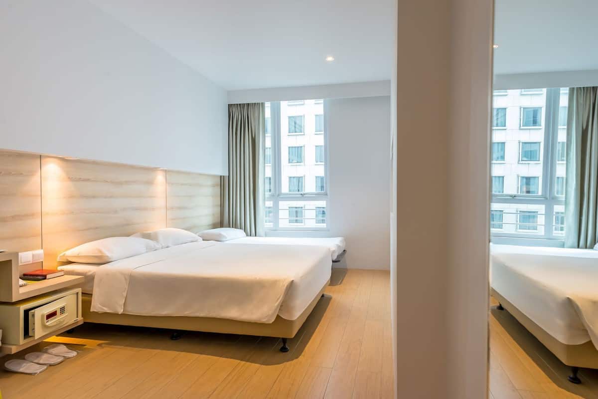 Coffres-forts dans les chambres, Wi-Fi gratuit, draps fournis