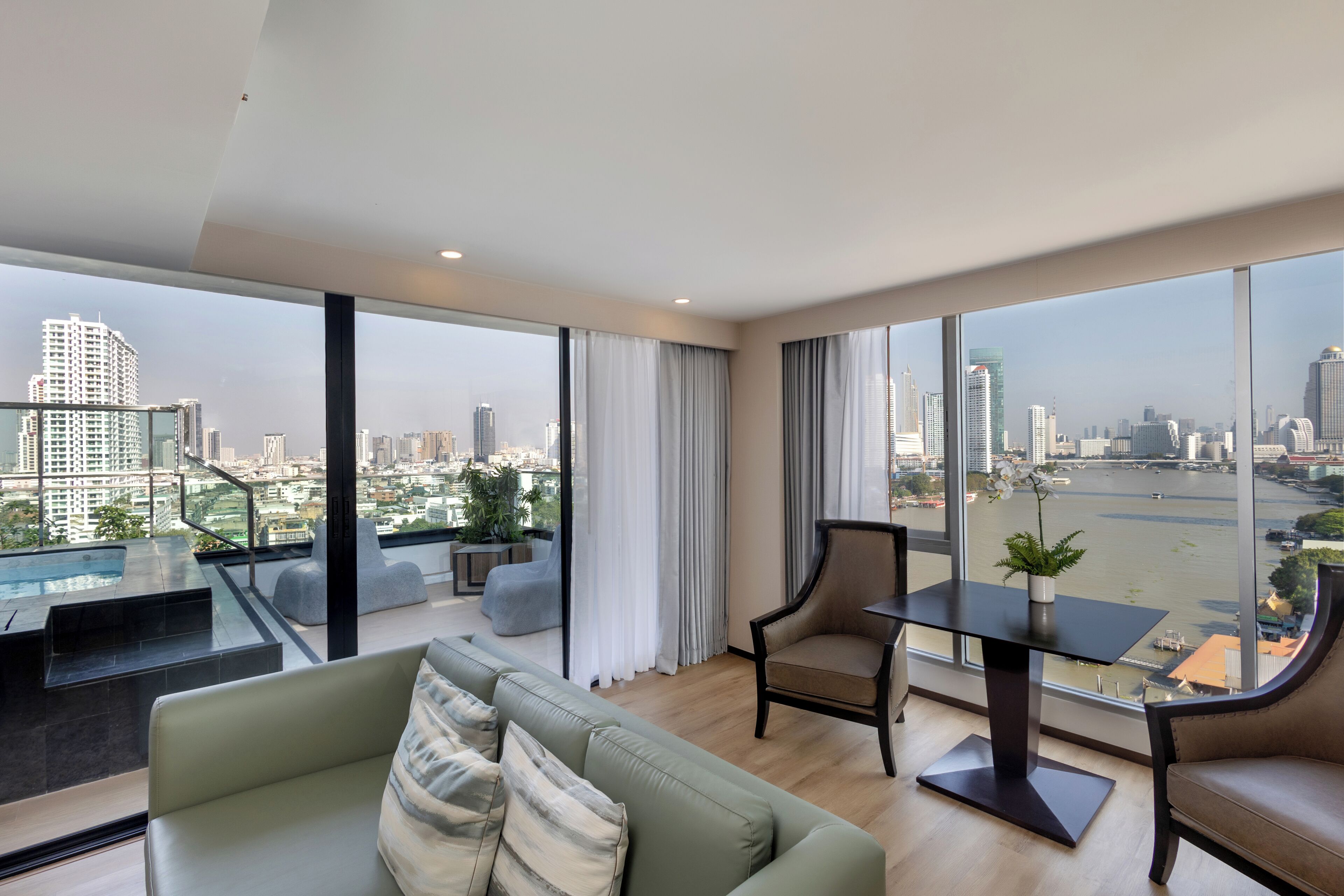 Foto - Ramada Plaza by Wyndham Bangkok Menam Riverside