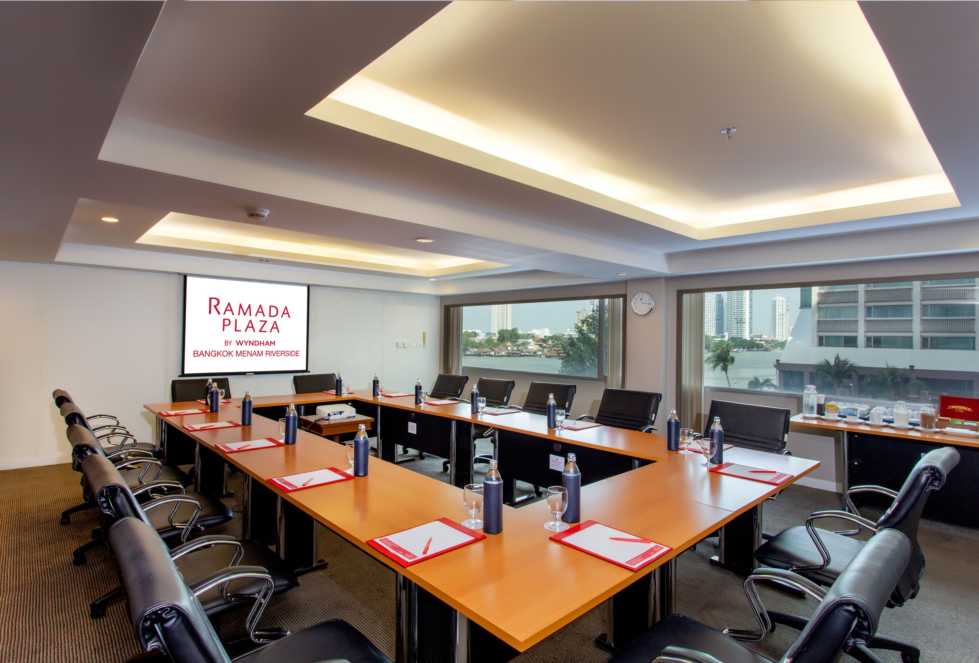 Photo - Ramada Plaza by Wyndham Bangkok Menam Riverside