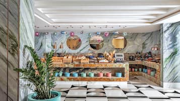 Daily buffet breakfast (THB 470 per person)