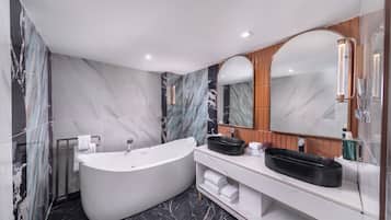 Pipa Two Bedroom Suite with club privileges | Bathroom | Free toiletries, hair dryer, bathrobes, slippers