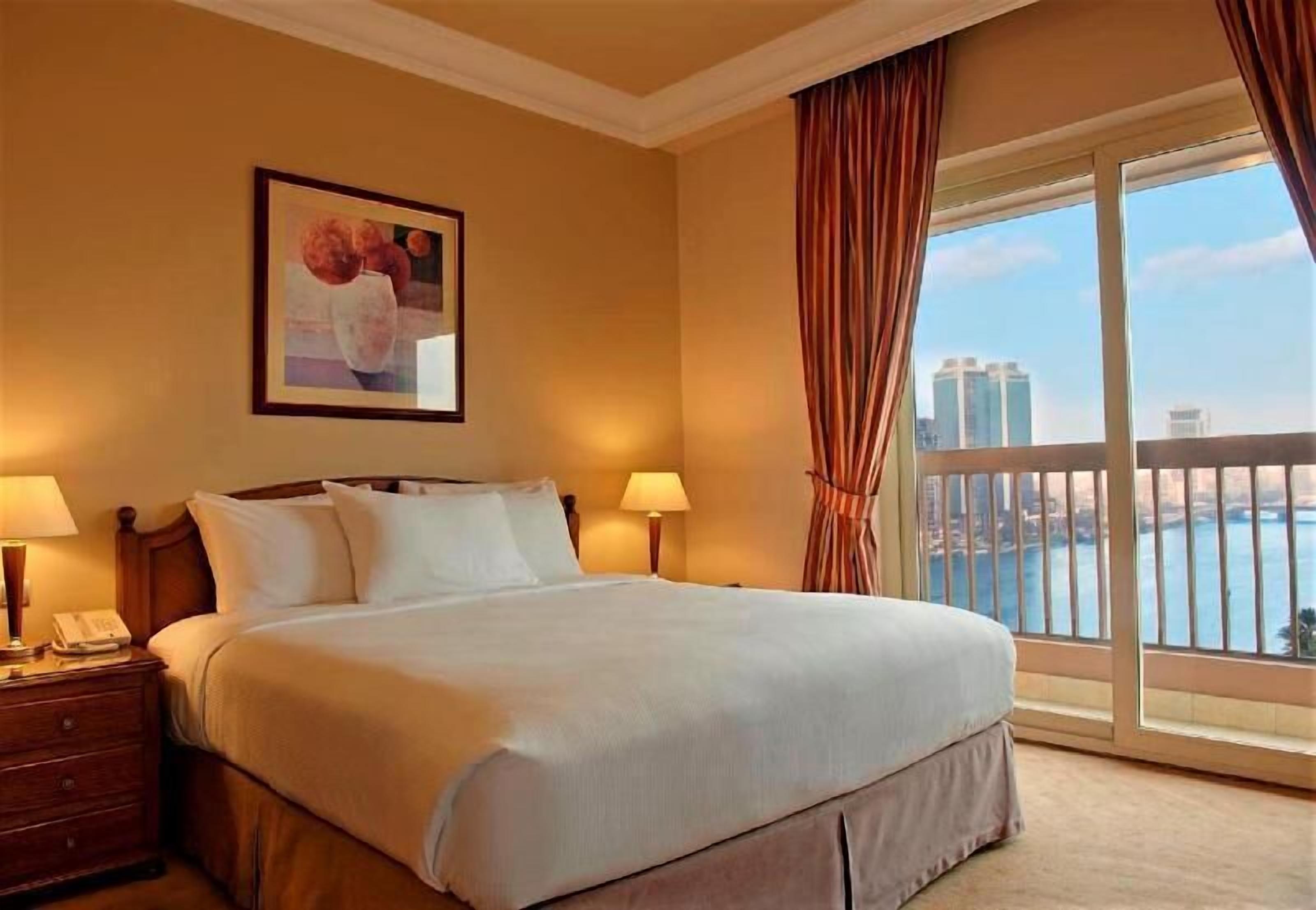 Minibar, in-room safe, iron/ironing board, rollaway beds