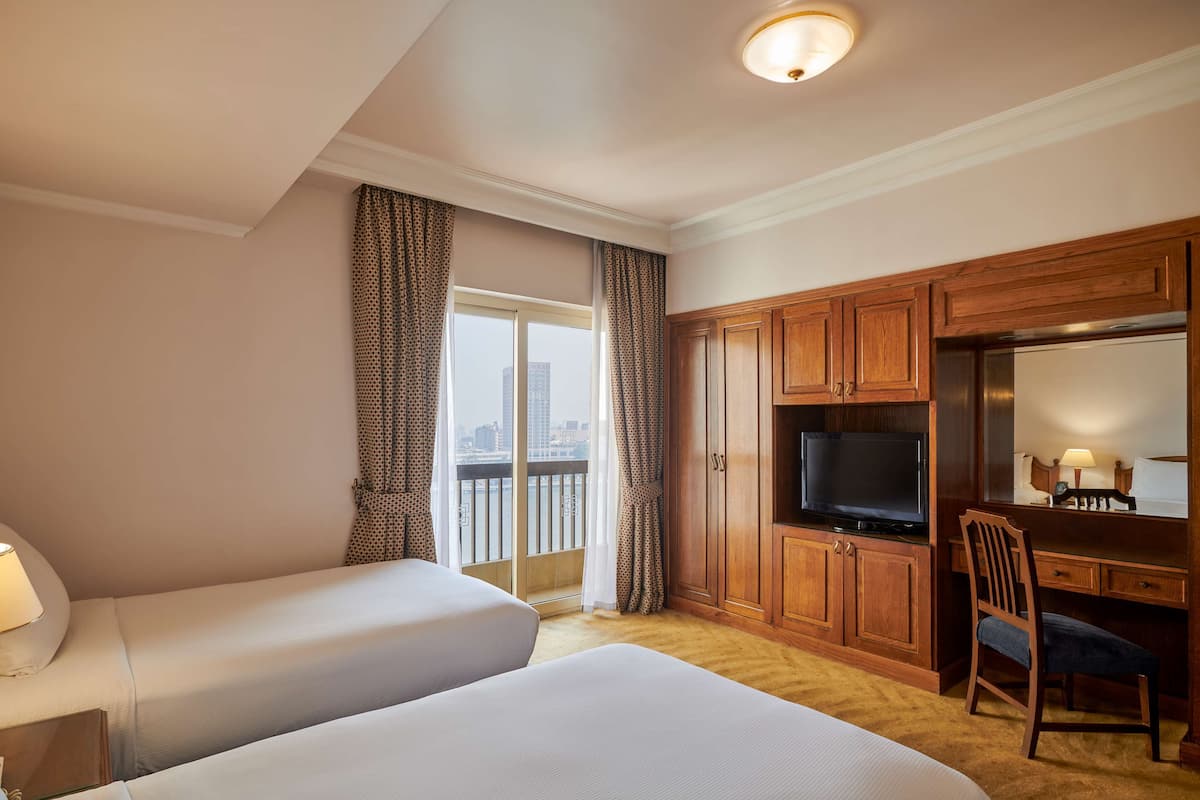 Minibar, in-room safe, iron/ironing board, rollaway beds