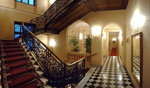 Staircase - Grand Hotel In Lviv (Lviv)