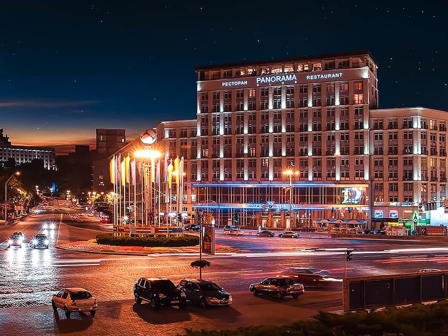 Fachada del alojamiento - Noche