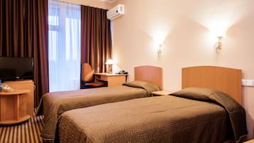 Standard Double or Twin Room | Premium bedding, minibar, in-room safe, desk