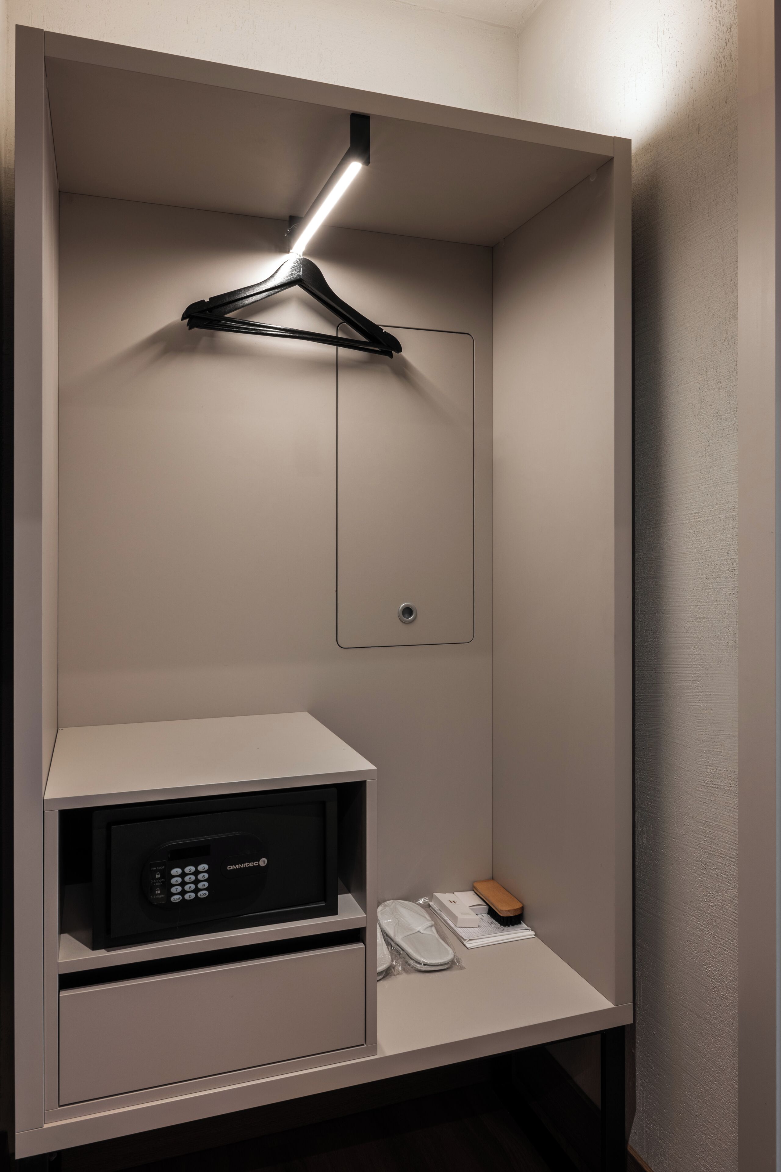 Standard Double Room, 1 Queen Bed, Courtyard View | Minibar, in-room safe, individually decorated, individually furnished
