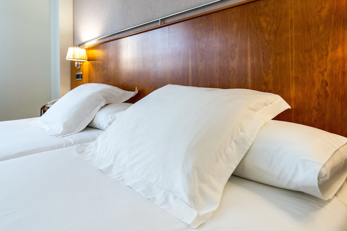 basic double or twin room, 1 bedroom | 1 bedroom, in-room safe, desk, cots/infant beds