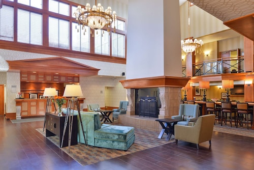 Hampton Inn & Suites By Hilton Calgary- University Northwest