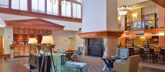 Hampton Inn & Suites By Hilton Calgary- University Northwest