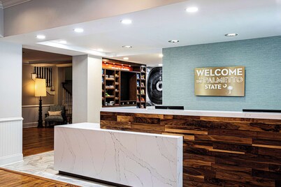 Hampton Inn & Suites Charleston/West Ashley