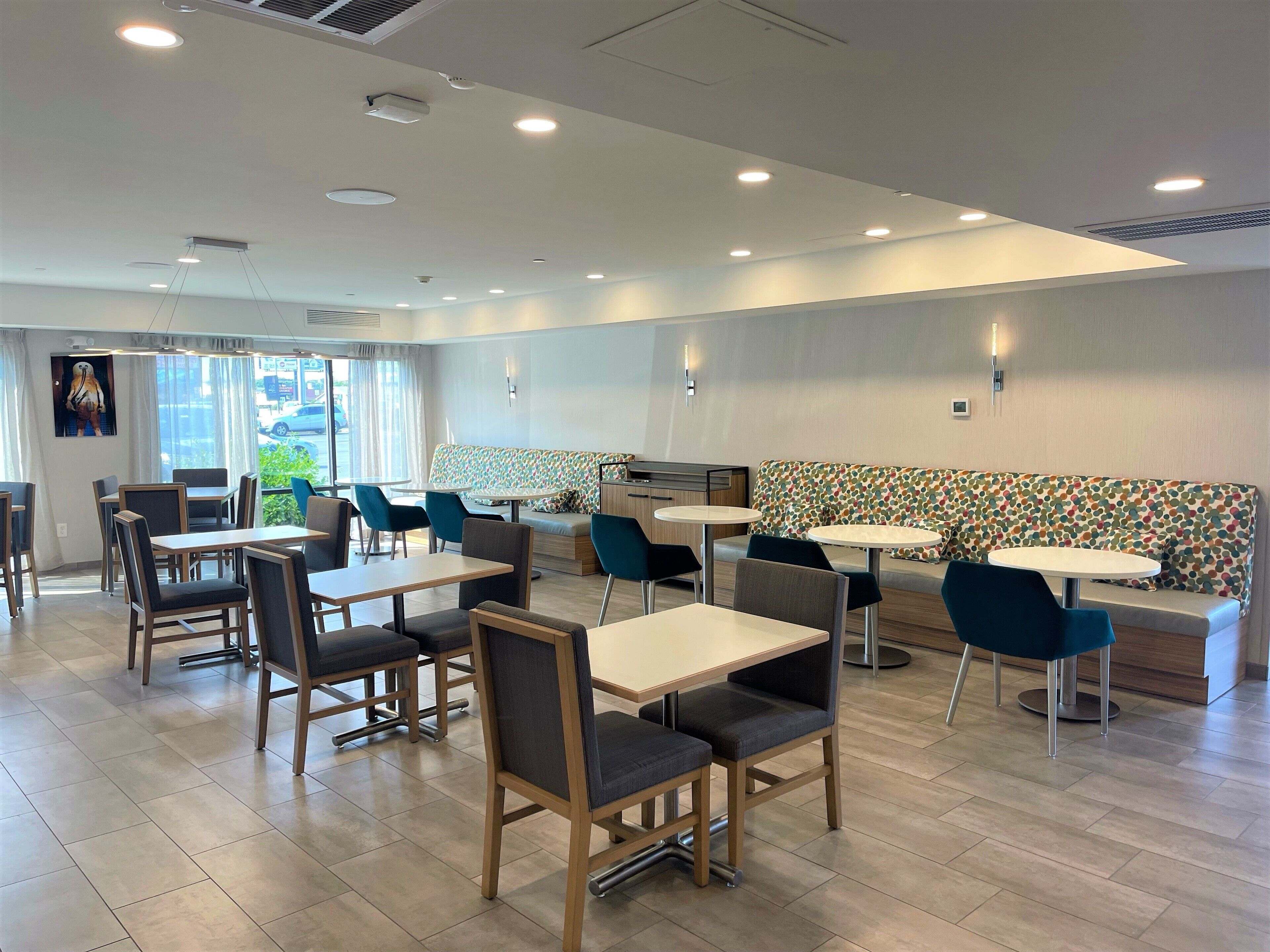 Desayuno bufé gratuito y diario