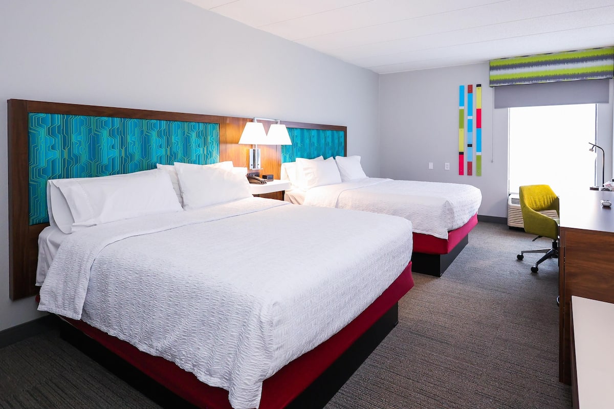 Two queen beds non smoking | In-room safe, laptop workspace, iron/ironing board