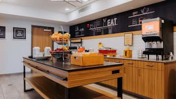 Desayuno buffet incluido todos los días