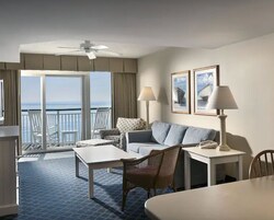 Televisión LCD, películas con cargo