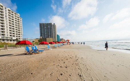 Hampton Inn Suites Myrtle Beach Oceanfront - Image 5