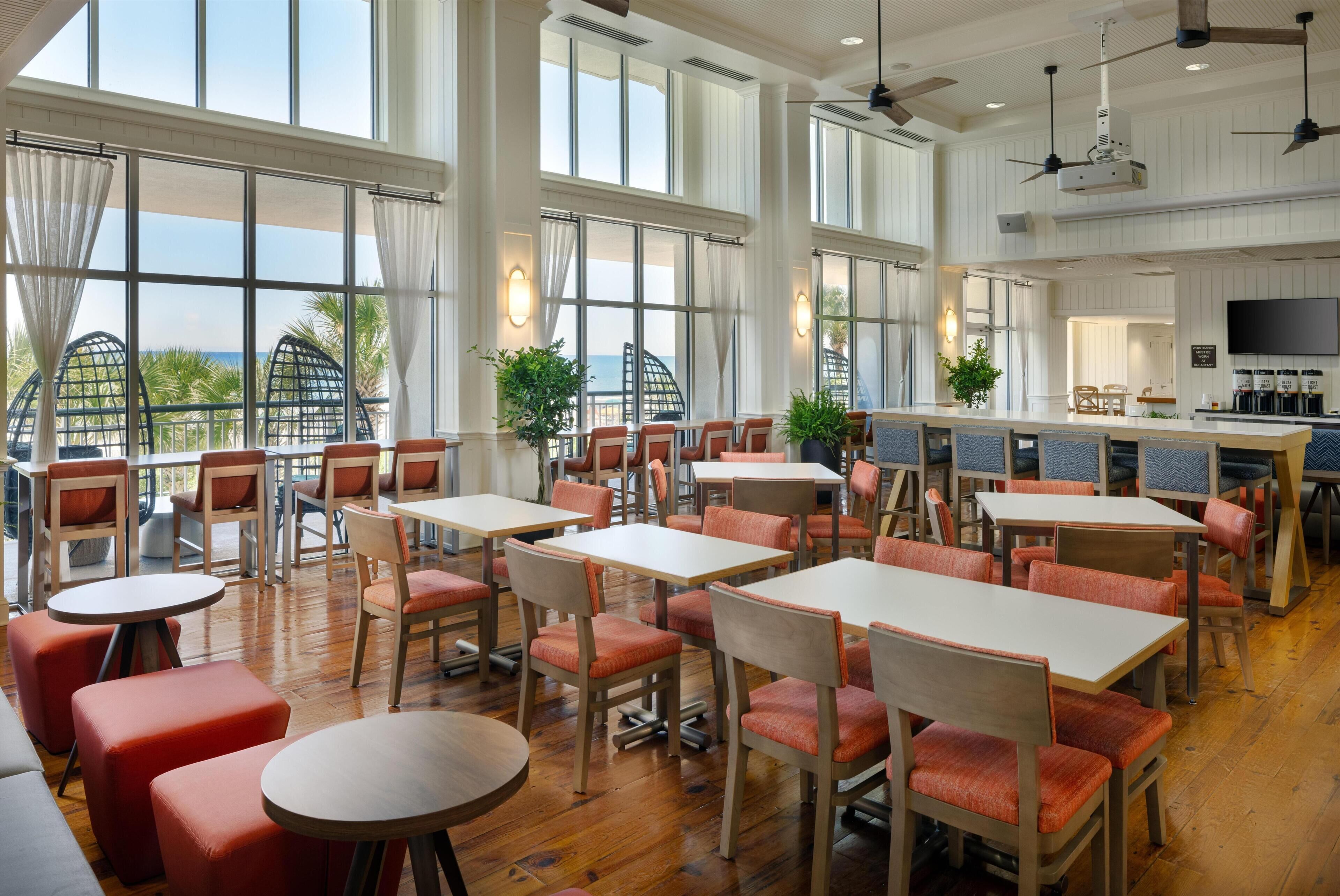 Photo - Hampton Inn & Suites Myrtle Beach Oceanfront