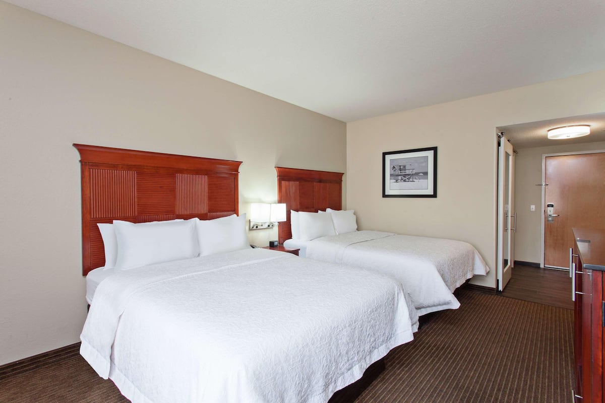 Hypo-allergenic bedding available, desk, laptop workspace