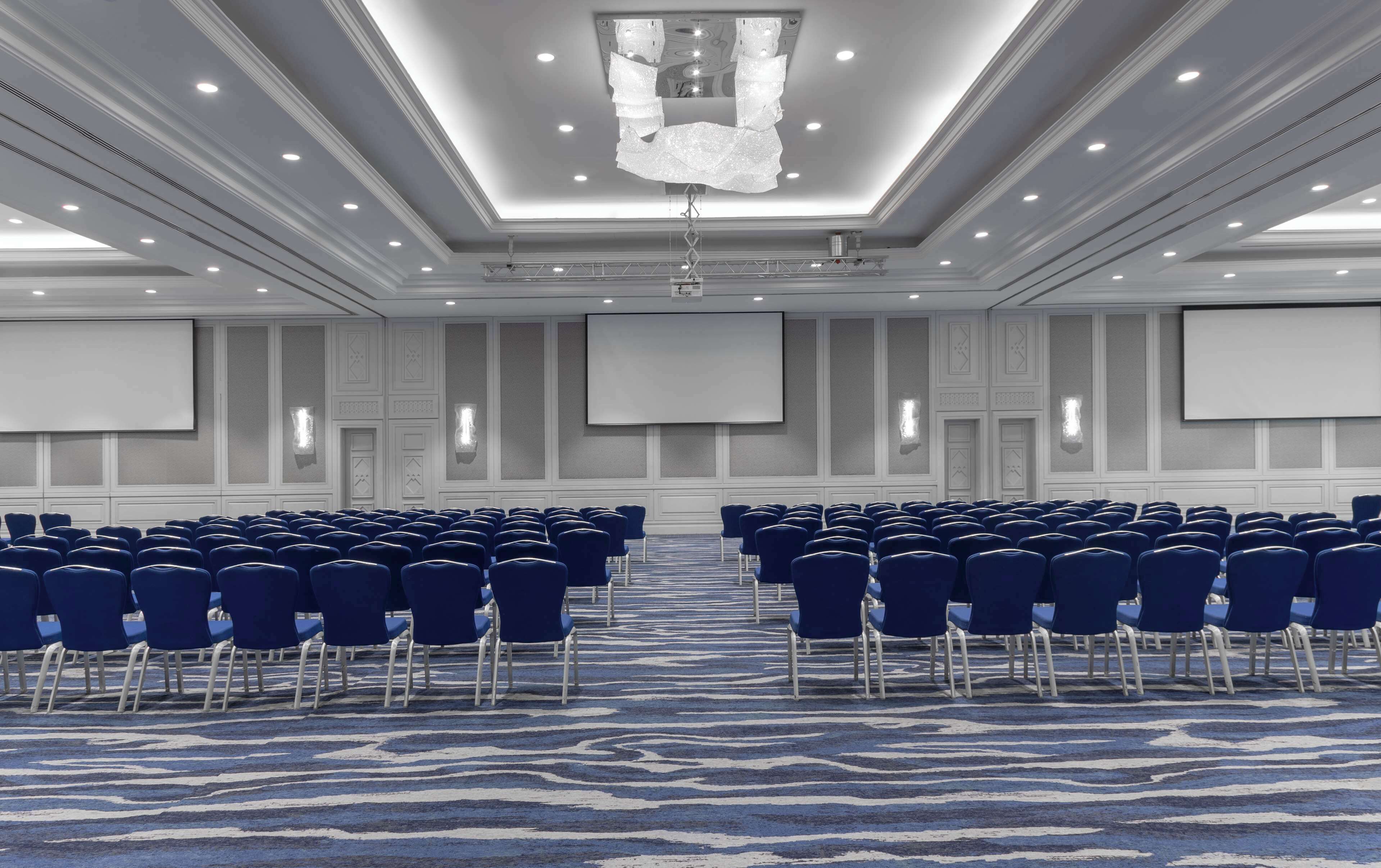 Photo - Grand Hyatt Amman Residences