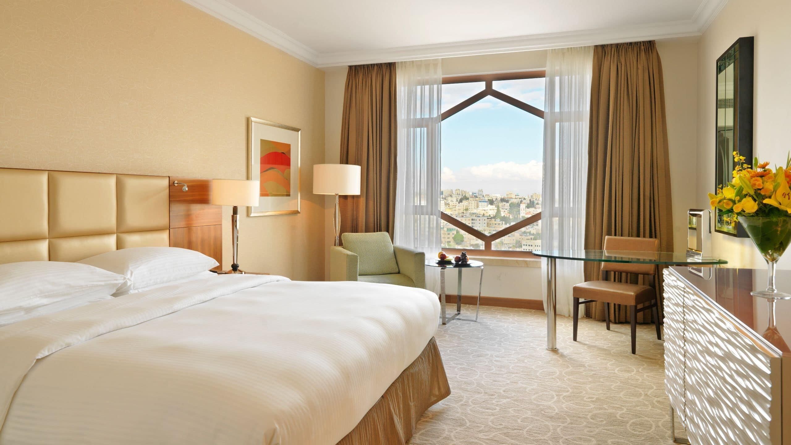 1 bedroom, premium bedding, minibar, in-room safe