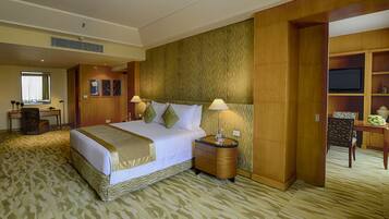 Premium bedding, down duvets, pillow-top beds, minibar