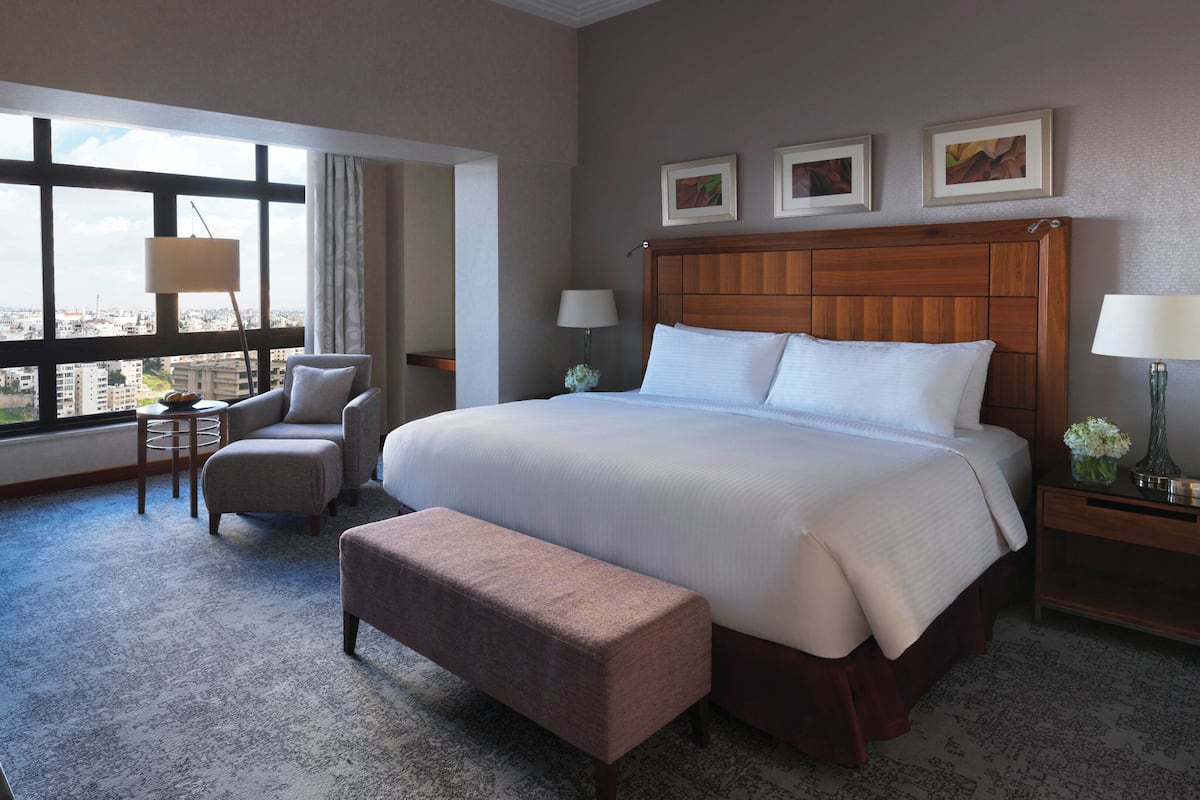 Suite, 1 Bedroom (Dining) | 1 bedroom, Egyptian cotton sheets, premium bedding, down comforters