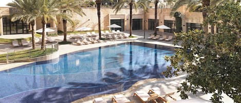 Indoor pool, seasonal outdoor pool, free cabanas, pool umbrellas