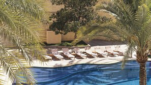 Indoor pool, seasonal outdoor pool, free pool cabanas, pool umbrellas