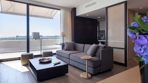 Suite, 1 Bedroom, Mountain View | Private kitchen | Coffee/tea maker, electric kettle - Crowne Plaza Geneva by IHG (Meyrin)