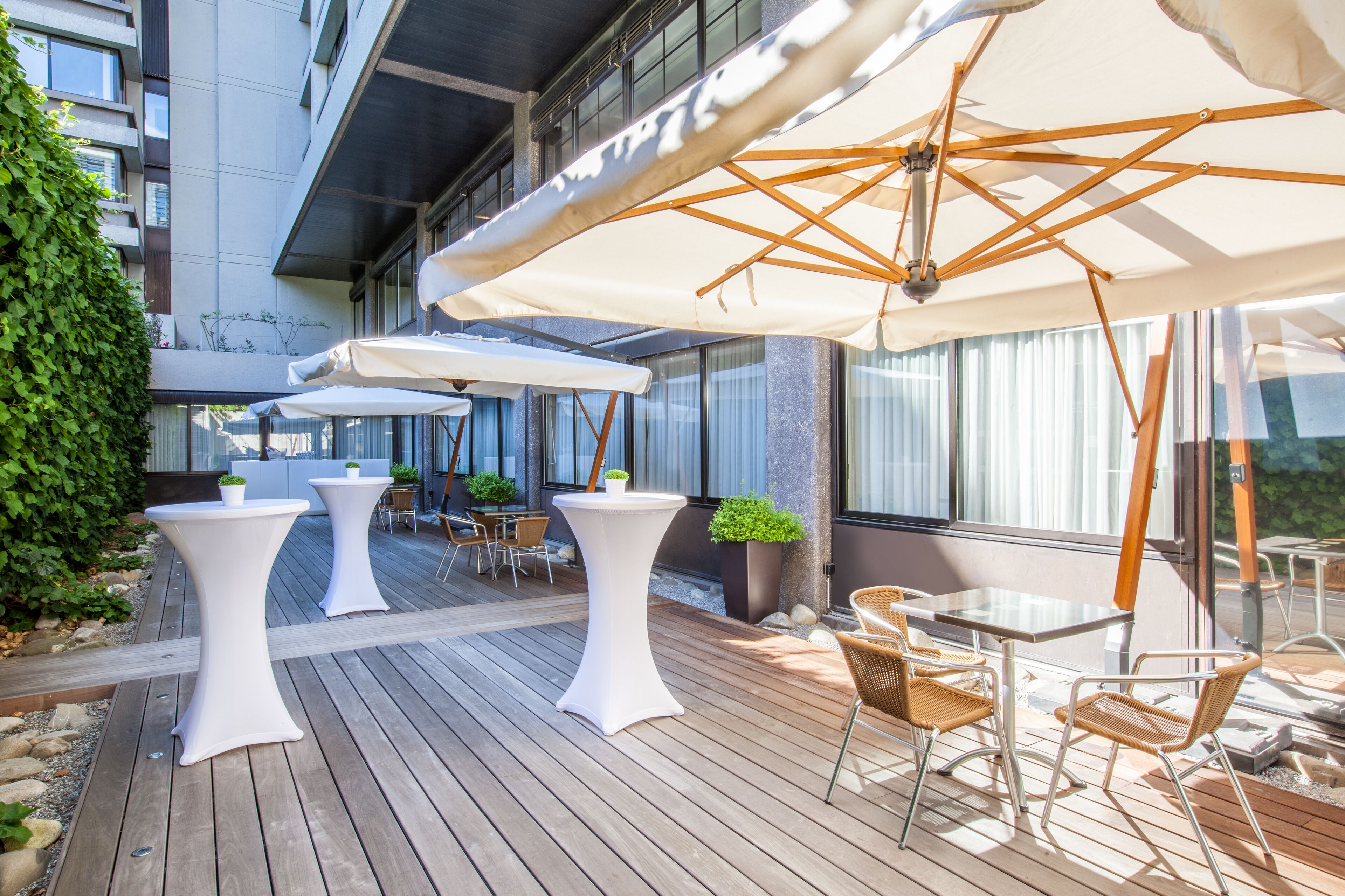 Photo - Crowne Plaza Geneva by IHG