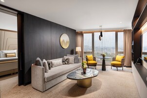 Junior Suite, 1 King Bed, Sea View | Minibar, in-room safe, desk, laptop workspace