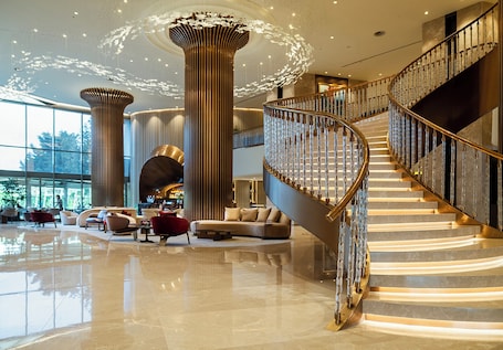 Lobby. InterContinental Istanbul by IHG
