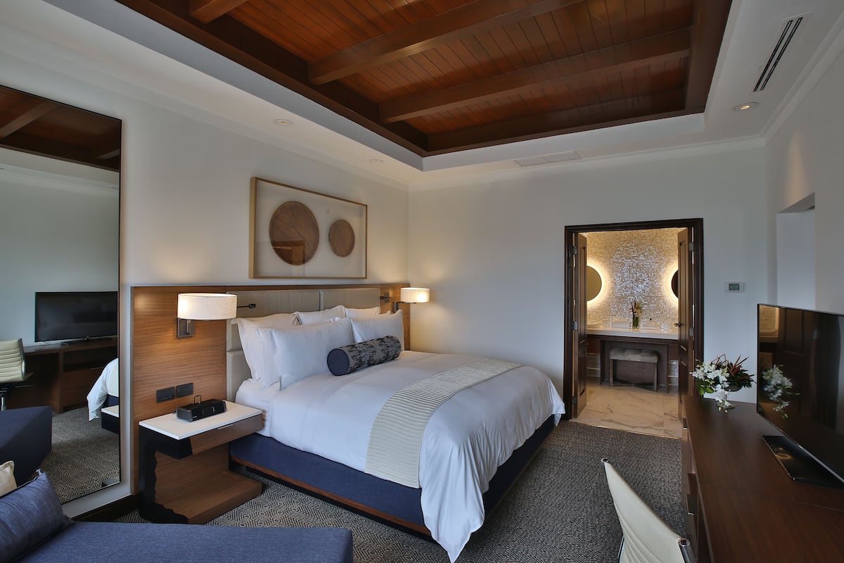 Suite, 1 Bedroom | 1 bedroom, Egyptian cotton sheets, premium bedding, down comforters