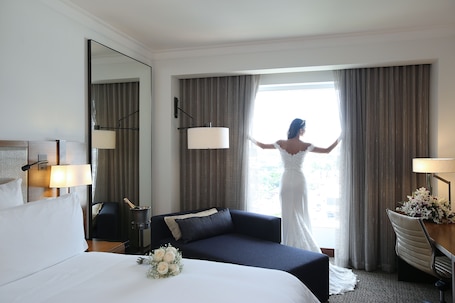 Classic Room. Real InterContinental Managua at Metrocentro Mall by IHG