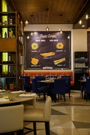 4 restaurants, breakfast, lunch, dinner served; international cuisine